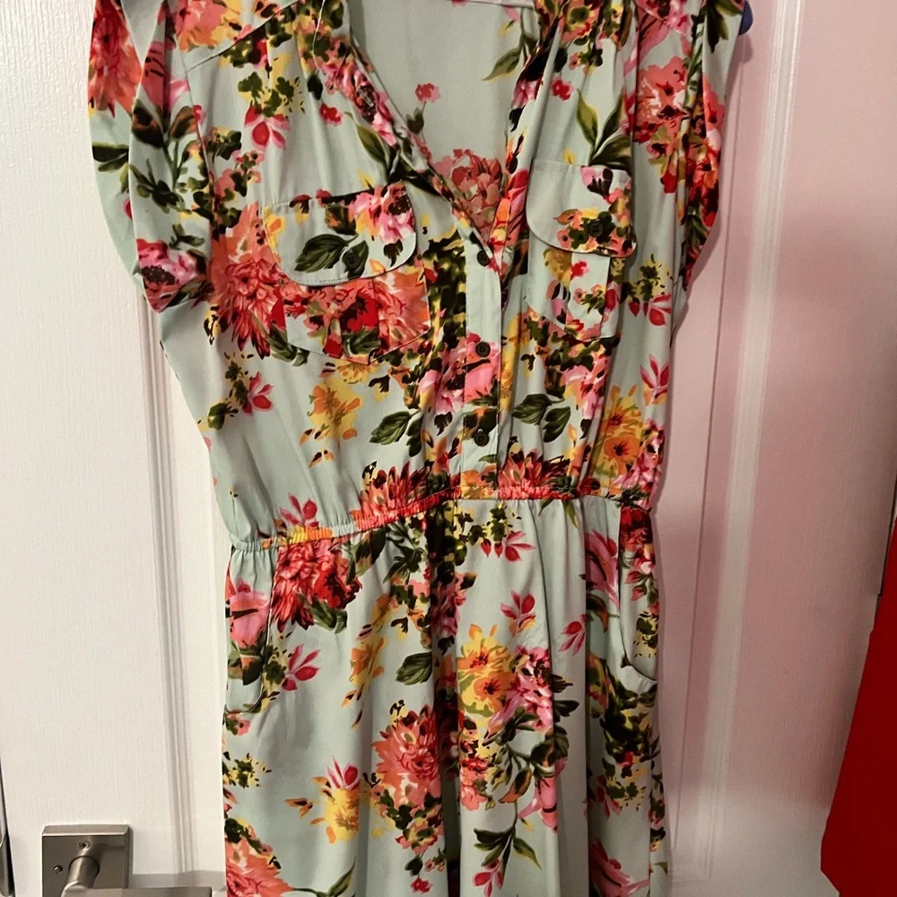 Sundress - Picture 9 of 12
